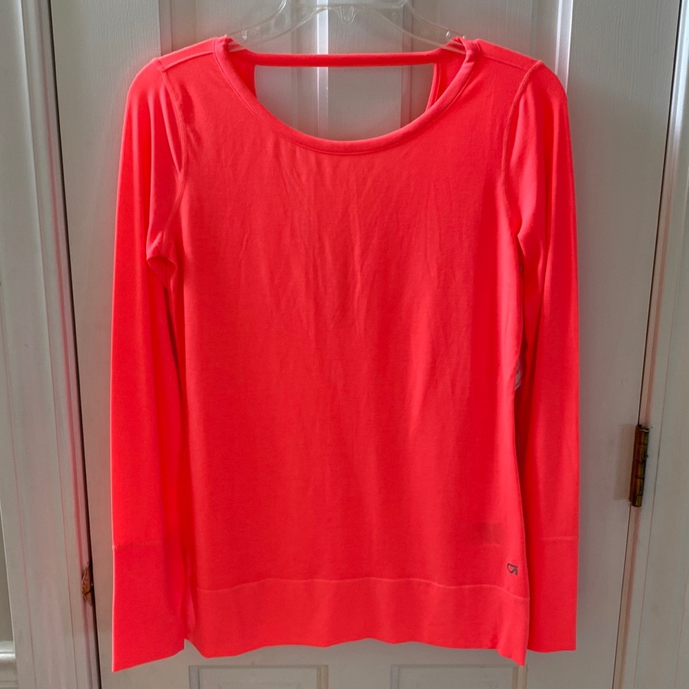 NWT Gap Fit neon athletic top with low back. XS